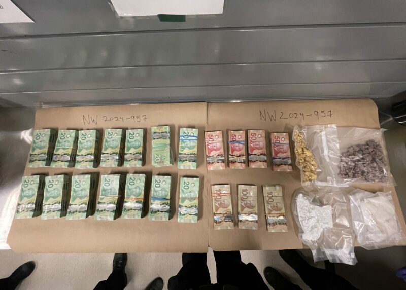Cash and suspected drugs seized by GSU.